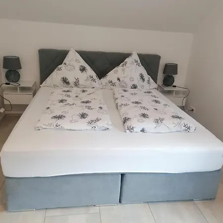 Haus Kleeblatt Affittacamere 4*